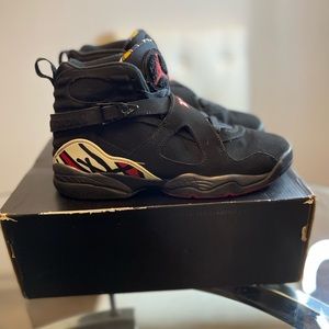 Playoff Jordan 8s